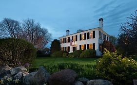 Candleberry Inn On Cape Cod